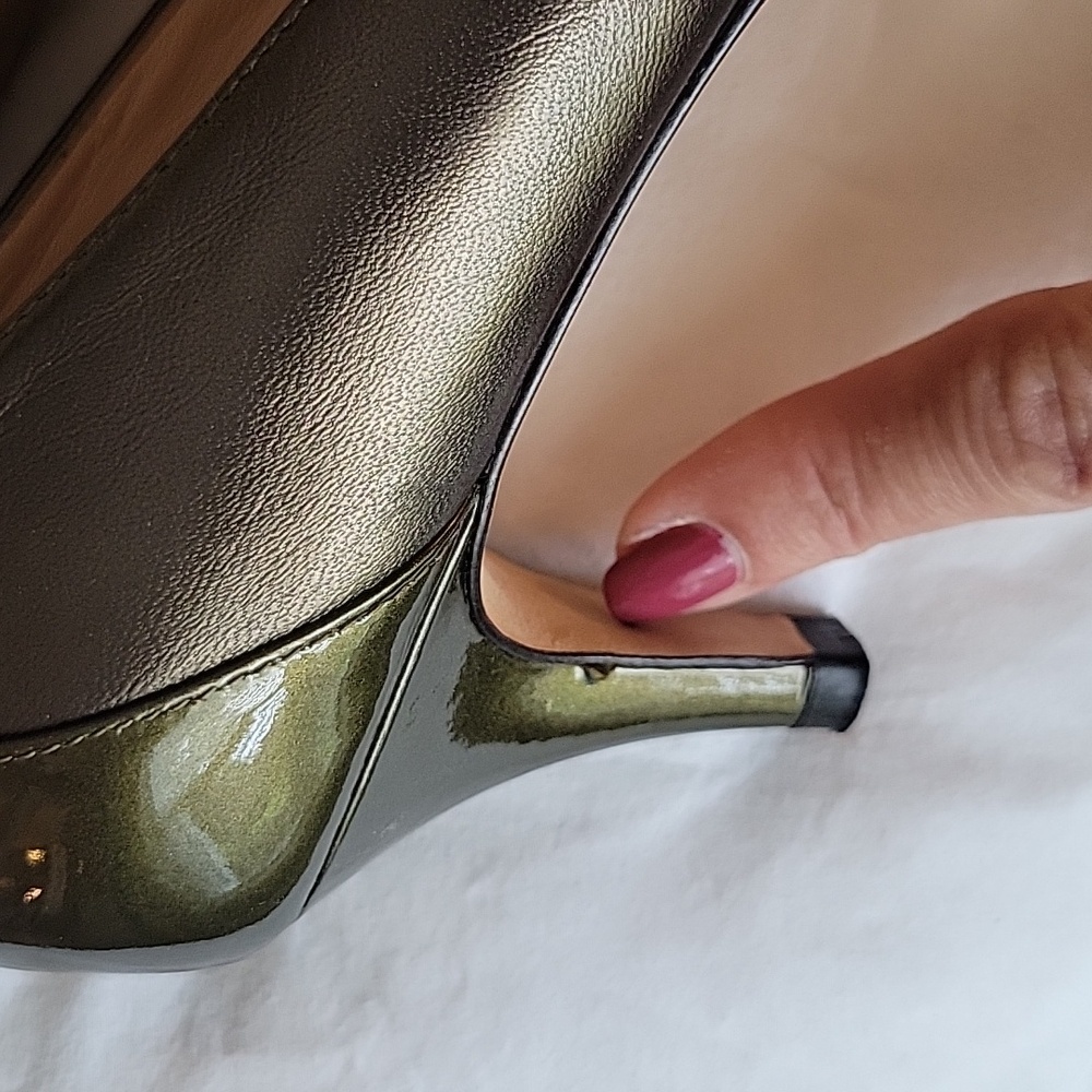 Cole Haan Women's Olive Green Heels - Picture 11 of 12